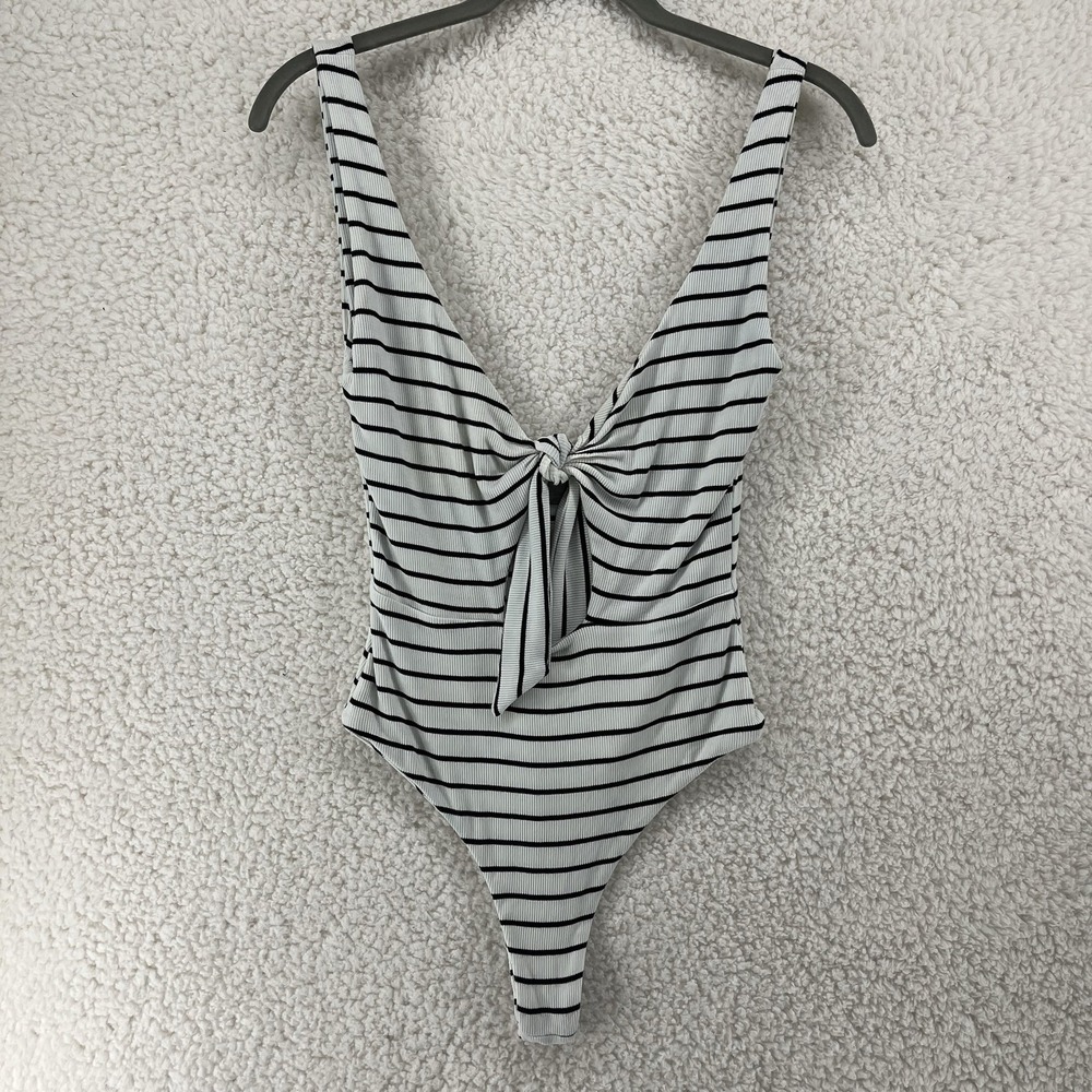 Stillwater Sleeveless Bodysuit Size Medium Striped Tie Front Cutout Thong Preppy